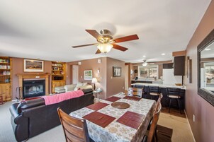 Townhome, 2 Bedrooms | Living area | Smart TV, streaming services