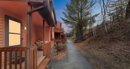 Chatiemac 42F - Quiet & Cozy 3-Bedroom Retreat 3 Townhouse by The Summit at Gore Mountain