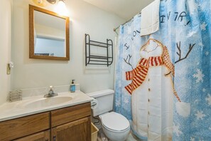 Casa geminada, 3 quartos | Banheiro | Toalhas de banho 