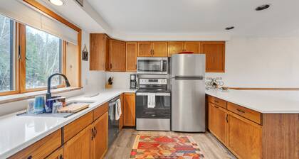 Moxham 58h - Adirondack Retreat Mountain Views 3 Bedroom Townhouse by The Summit at Gore Mountain