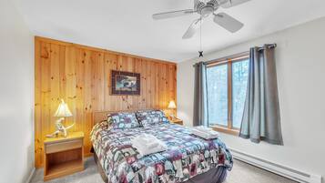 Townhome, 3 Bedrooms | 3 bedrooms, free WiFi