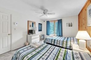 Townhome, 3 Bedrooms - Pine Knot 62h - Retreat With Private Play Area 3 Bedroom Townhouse by The Summit at Gore Mountain (North Creek)