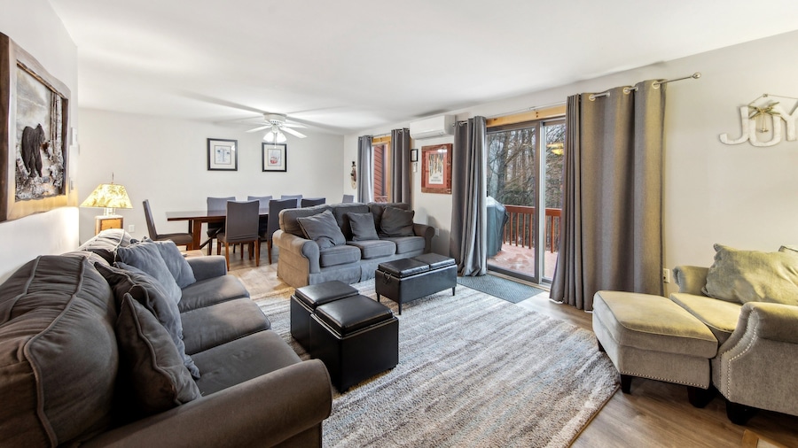 Tannery 64h - Family Retreat With Modern Comforts 3 Bedroom Townhouse by The Summit at Gore Mountain