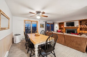Townhome, 2 Bedrooms | Dining