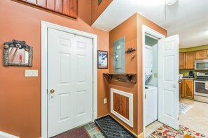 Townhome, 2 Bedrooms | Interior - Otter Slide 78i - A Cozy Mountain Retreat 2 Bedroom Townhouse by The Summit at Gore Mountain (North Creek)