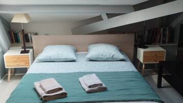 4 chambres, fer et planche à repasser, Wi-Fi