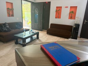 Reception - Royal Inn (Gurugram)