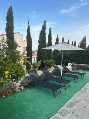 Villa, 2 Bedrooms, Accessible, Smoking | Sundeck