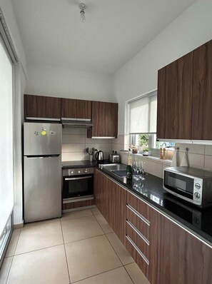 Villa, 2 Bedrooms, Accessible, Smoking | Interior