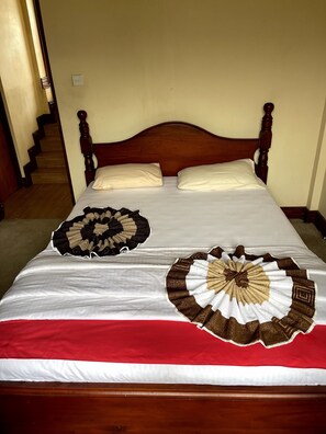 4 soverom, strykejern/-brett, wi-fi og sengetøy