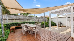 Outdoor dining - Glassaugh - Point Lonsdale (POINT LONSDALE)