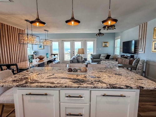 7 Seas Ocean Breeze Sleeps Kitchens St George Island Pet Friendly Family