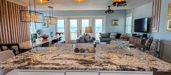 7 Seas Ocean Breeze Sleeps Kitchens St George Island Pet Friendly Family