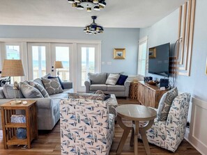 TV - 7 Seas Ocean Breeze Sleeps Kitchens St George Island Pet Friendly Family (Eastpoint)