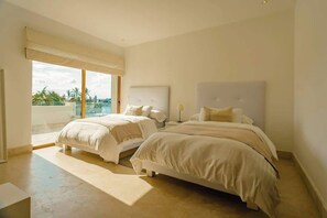 4 Schlafzimmer, Bügeleisen/Bügelbrett, WLAN, Bettwäsche