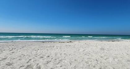 Longboat Bay Club by Coolvacay