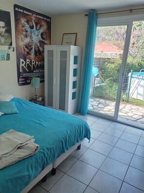 4 dormitoris, planxa i posts de planxar, wifi i roba de llit