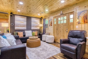 TV, fireplace, books, stereo