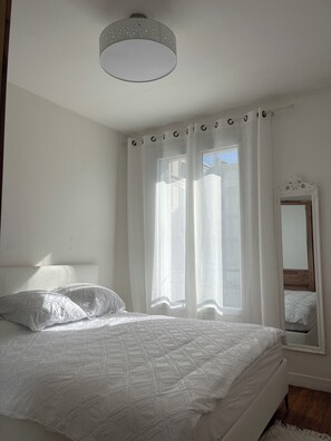 2 quartos, escrivaninha, ferros/tábuas de passar roupa, Wi-Fi