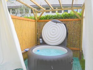 Private spa tub - Il Pozzo dei Desideri (Vico Equense)