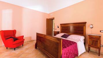 Panorama appartement, uitzicht op zee | 2 slaapkamers, een strijkplank/strijkijzer, gratis wifi