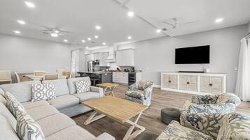 Townhome, Multiple Beds (Beachside West Villa #2) | Living area