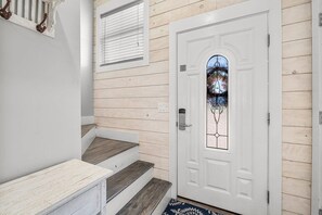 Townhome, Multiple Beds (Beachside West Villa #2) | Interior
