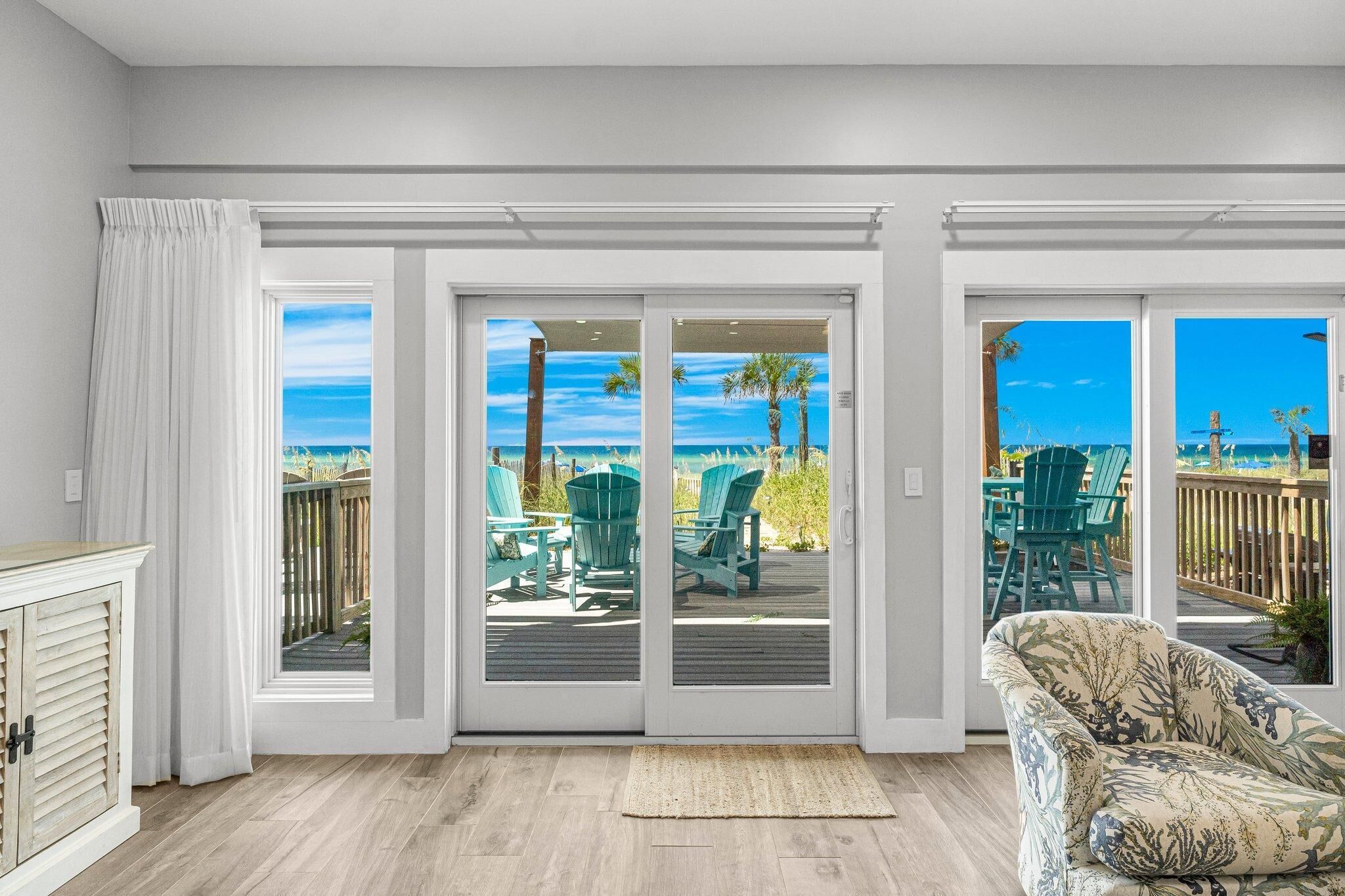 聯排別墅, 多張床 (Beachside West Villa #2) | 起居區