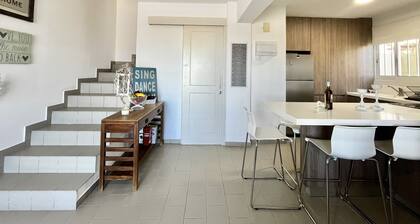 93 KAP - Stay Almyra House