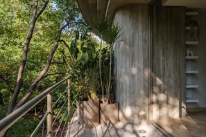 Property grounds - King Loft with Balcony & Parque Mexico Views (Ciudad de México)