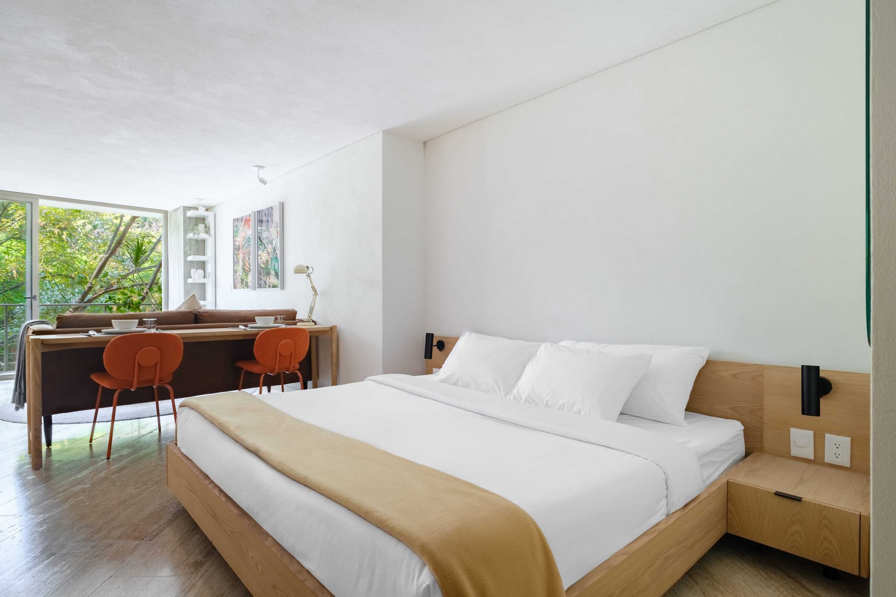 Desk, iron/ironing board, travel crib, WiFi