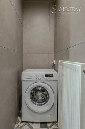 Superior Apartment, City View | Bathroom