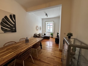 Appartement Deluxe, salle de bains privée, vue ville (Terrace Marquês) | Chambres insonorisées, fer et planche à repasser, Wi-Fi gratuit