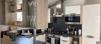 Findhorn Lodge - Peaceful - Pets - Sleeps 4