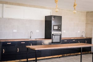 Refrigerador, microondas