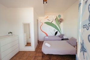 Comfort Twin Room | Private kitchen
