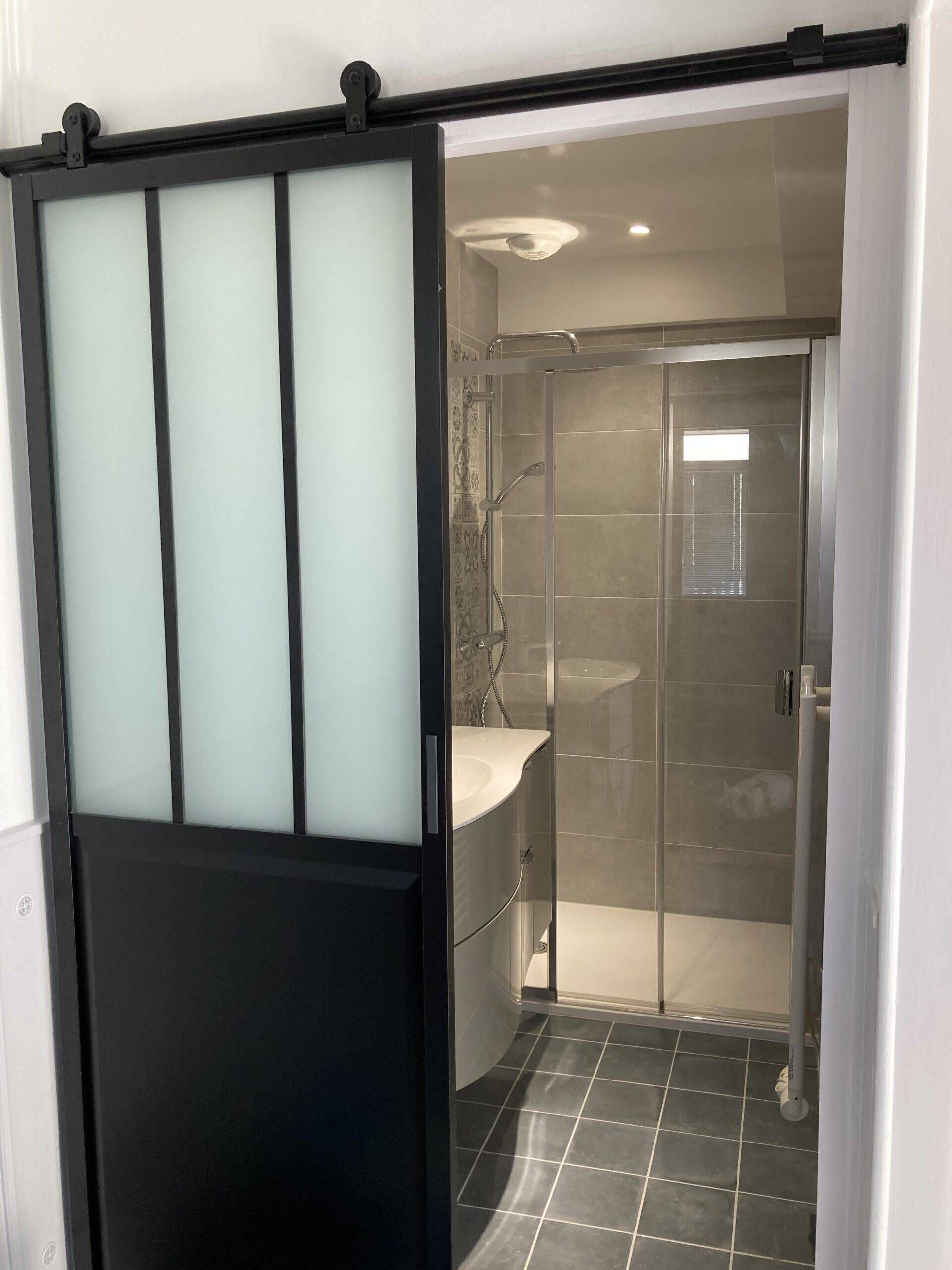Shower, hair dryer, towels, toilet paper