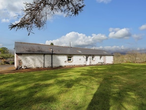 Exterior - The Stables (Thornhill)