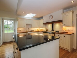 Lavastoviglie, pentole/stoviglie/utensili