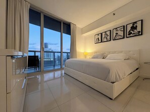 2 Schlafzimmer, Bügeleisen/Bügelbrett, WLAN, Bettwäsche