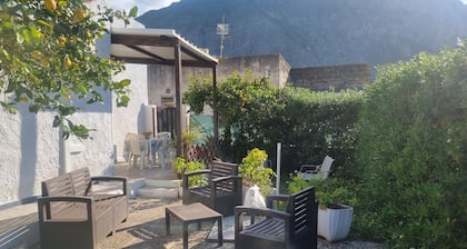 Chalet with garden, barbecue.a Chalet located in very relaxing place