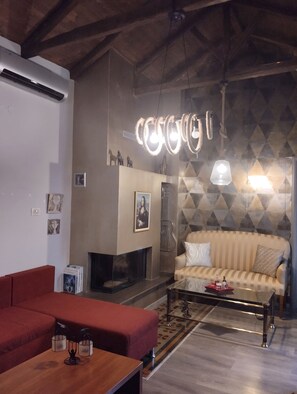 Fernseher, Stereoanlage