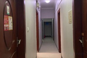 Unclassified image, 4 of 30, button - Xinjiyuan Hostel (Shanghai)