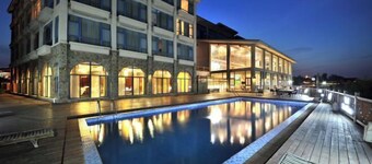 Beidaihe Bei Hua Yuan Sea View Hotel (Beidaihe Biluo Tower)