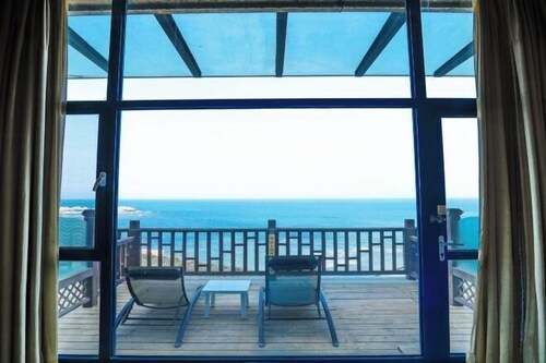 Beidaihe Bei Hua Yuan Sea View Hotel (Beidaihe Biluo Tower)