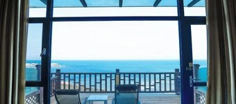 Beidaihe Bei Hua Yuan Sea View Hotel (Beidaihe Biluo Tower)