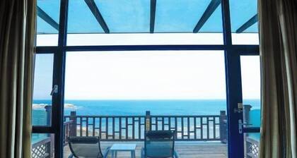 Beidaihe Bei Hua Yuan Sea View Hotel (Beidaihe Biluo Tower)