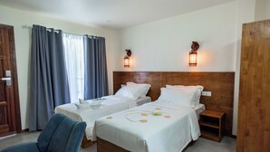 In-room safe, laptop workspace, iron/ironing board (on request) - Horizon Dhigurah (Dhigurah)