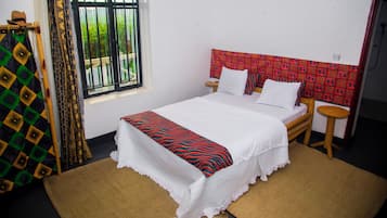 Family Double Room, Balcony, Lake View | Desk, laptop workspace, soundproofing, free WiFi