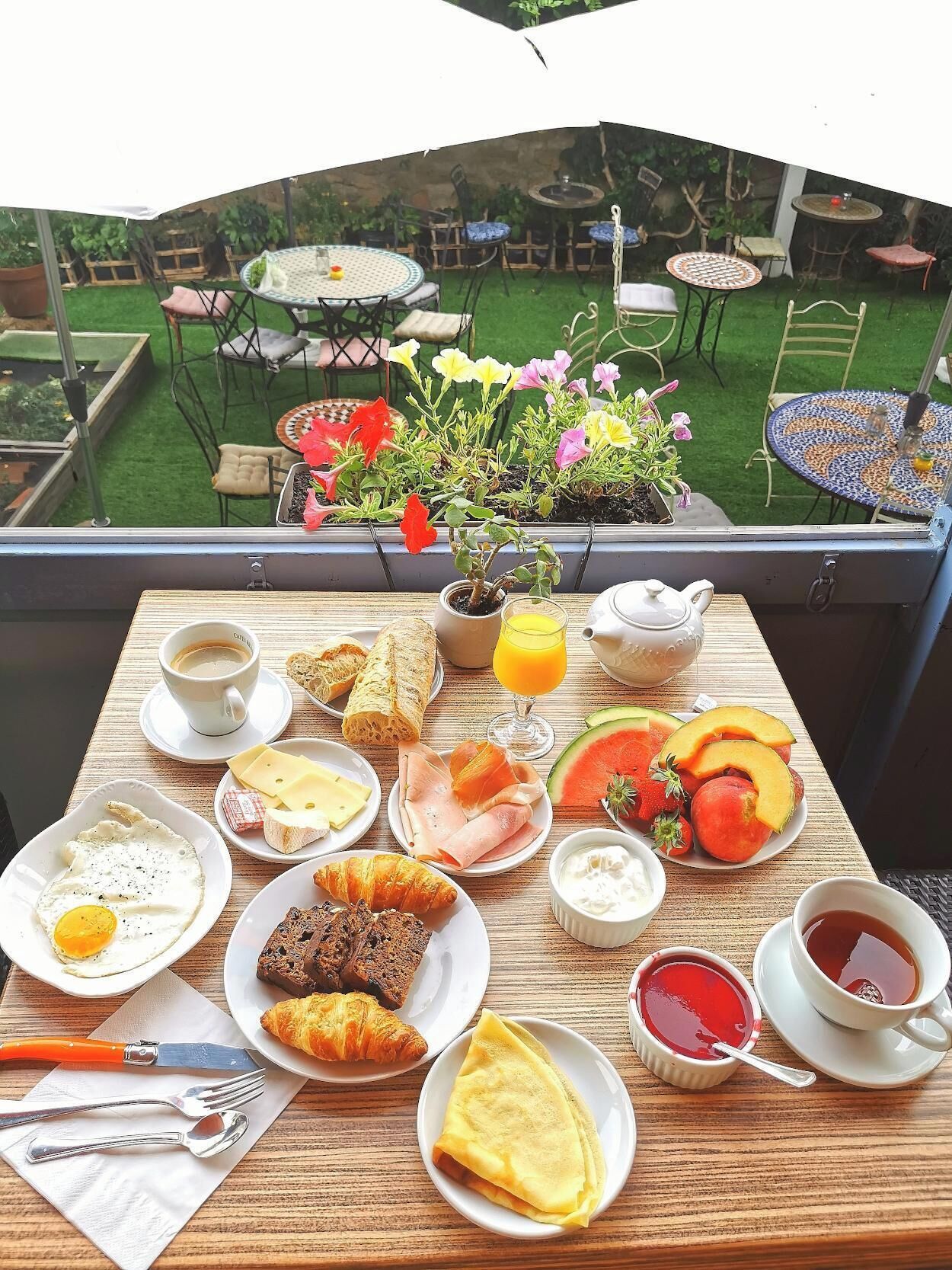 Frokostbuffé er inkludert hver dag